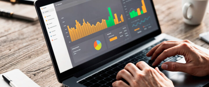 Externalisation des réseaux sociaux : pourquoi confier sa relation client digitale à un prestataire ?